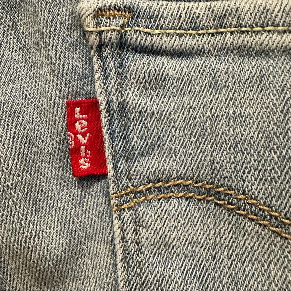 (Sold)Levi's 711 Skinny Jeans Women’s Size 27 Light Wash Mid Rise Stretch 27x 30 - Picture 8 of 12